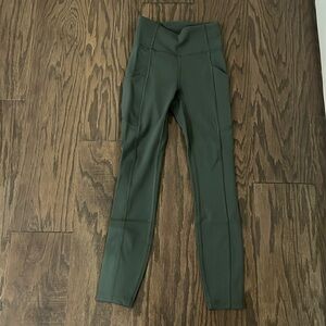 Luluemon Wunder Train leggings